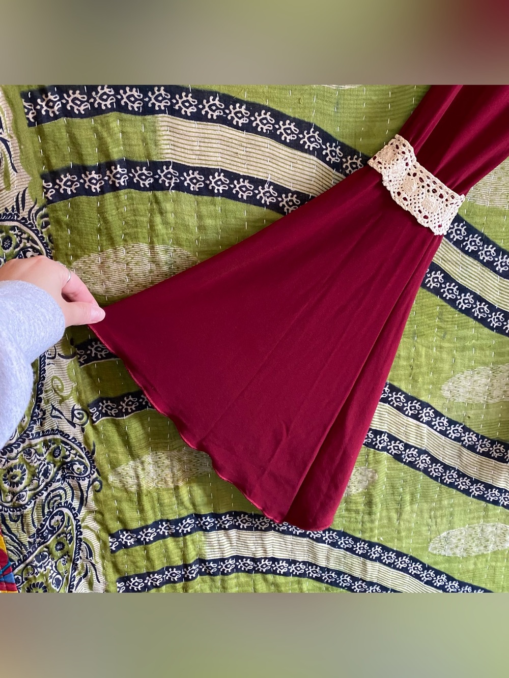 Vintage Y2K Kiwi Maroon Whimsical Renaissance Peasant Fairycore Blouse Medium - Picture 8 of 14
